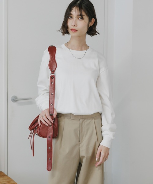 HANES(ヘインズ)の「Hanes 1P SHIRO L/S T-SHIRT / HM4-A201,HM4A201 秋服 冬服(Tシャツ/カットソー・メンズ・ホワイト・S/M/L/XL)」の2枚目の写真