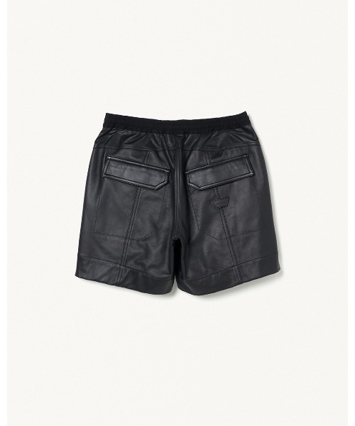 FORSOMEONE(フォーサムワン)の「FORSOMEONE TACTICS SHORTS LEATHER(その他パンツ・メンズ・ブラック・48/50)」の7枚目の写真