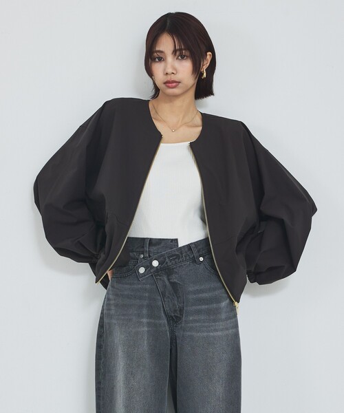 abahouse mavie(アバハウスマヴィ)の「【撥水加工】ノーカラーショートブルゾン/春服/ライトアウター/長袖/きれいめ(ブルゾン・レディース・ブラック/ベージュ・フリー)」の14枚目の写真