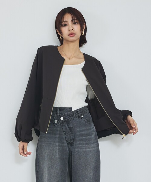 abahouse mavie(アバハウスマヴィ)の「【撥水加工】ノーカラーショートブルゾン/春服/ライトアウター/長袖/きれいめ(ブルゾン・レディース・ブラック/ベージュ・フリー)」の15枚目の写真