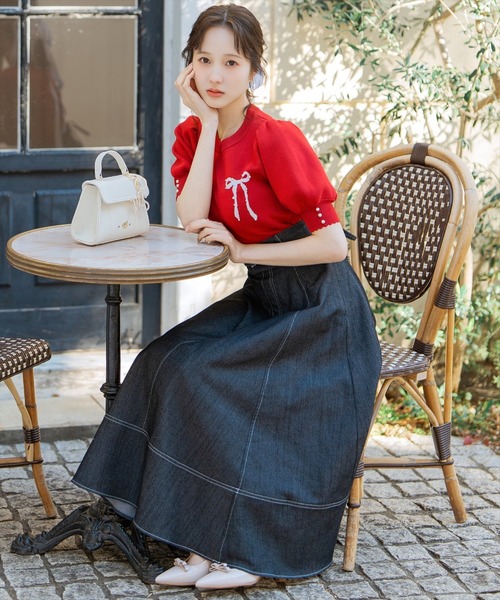 WILLSELECTION(ウィルセレクション)の「ベルトデザインフレアデニムスカート(デニムスカート・レディース・ブラック/ネイビー・FREE)」の4枚目の写真