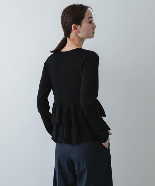 SENSE OF PLACE by URBAN RESEARCH(センスオブプレイスバイアーバンリサーチ)の「『洗濯可』ウェーブペプラムニットカーディガン(カーディガン/ボレロ・レディース・アイボリー/ブラック/ライトブルー・ONE)」の9枚目の写真