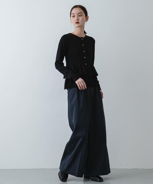 SENSE OF PLACE by URBAN RESEARCH(センスオブプレイスバイアーバンリサーチ)の「『洗濯可』ウェーブペプラムニットカーディガン(カーディガン/ボレロ・レディース・アイボリー/ブラック/ライトブルー・ONE)」の11枚目の写真