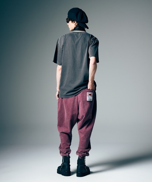 glamb(グラム)の「Pigment Body T-Shirt / ピグメントボディTシャツ(Tシャツ/カットソー・メンズ・ホワイト/グリーン/ブラック/イエロー・M/L)」の13枚目の写真