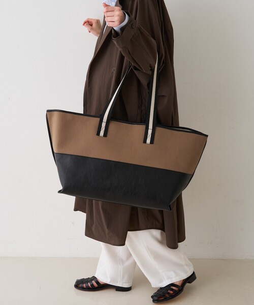 Rouge vif(ルージュヴィフ)の「【CHIMERE/シメール】キャンバス×合皮ワイドビックトート(トートバッグ・レディース・モカ/ホワイト・フリー)」の8枚目の写真