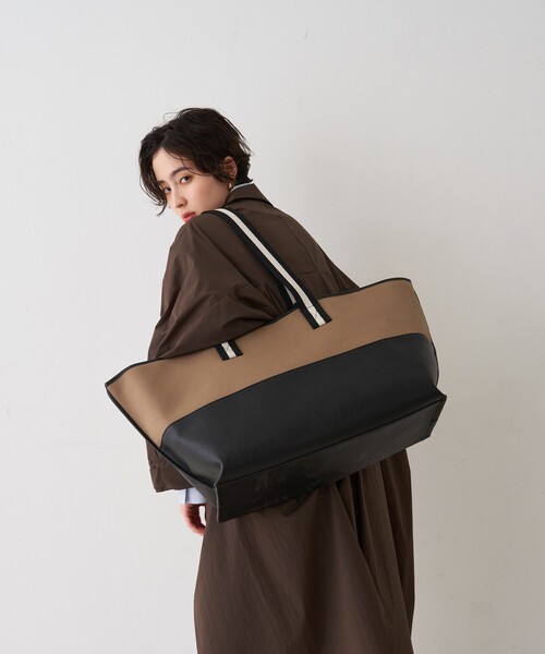 Rouge vif(ルージュヴィフ)の「【CHIMERE/シメール】キャンバス×合皮ワイドビックトート(トートバッグ・レディース・モカ/ホワイト・フリー)」の10枚目の写真