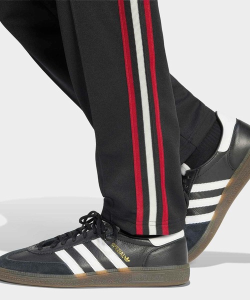 adidas(アディダス)の「マンチェスター・ユナイテッド オリジナルス トラックパンツ / アディダス adidas(その他パンツ・メンズ・ブラック・X-LARGE/MEDIUM/LARGE/XXX-LARGE/XX-LARGE/SMALL)」の4枚目の写真