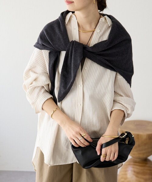 RIVE DROITE（リヴドロワ）の「【女性らしい抜け感】リネン混ストライプシャツ（シャツ/ブラウス・レディース・ブラック/ライトベージュ・FREE）」の2枚目の写真