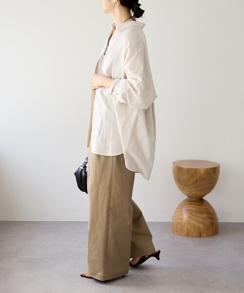 RIVE DROITE（リヴドロワ）の「【女性らしい抜け感】リネン混ストライプシャツ（シャツ/ブラウス・レディース・ブラック/ライトベージュ・FREE）」の19枚目の写真