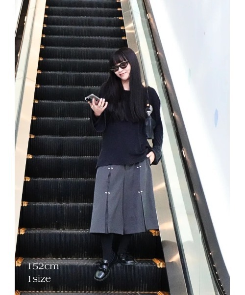 CREO STORE(クレオストア)の「【TAJEN:T】TUCK DESIGN STUDS 2WAY PANTS/タックデザイン スタッズ2WAY パンツ/ セットアップ着用可能(スラックス・レディース・ブラウン/チャコールグレー・2/1)」の14枚目の写真