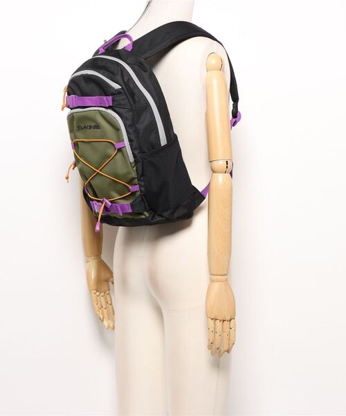 DAKINE（ダカイン）の「DAKINE GROM BACKPACK 2.0 13 バックパック/リュック 【2026年春夏モデル】（バックパック/リュック・メンズ・ブラック系その他・FREE）」の4枚目の写真