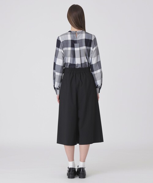 BLUE LABEL CRESTBRIDGE（ブルーレーベルクレストブリッジ）の「【一部店舗限定】パーシャルチェックガウチョパンツ（その他パンツ・レディース・ダークネイビー/ブラック・40/38/36）」の5枚目の写真