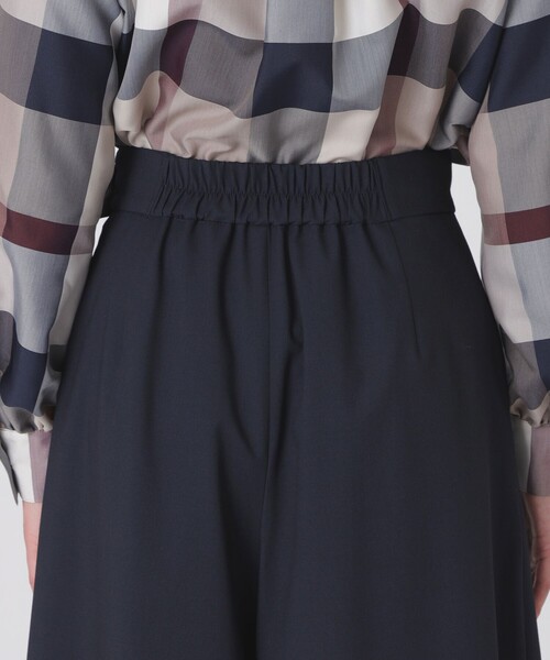 BLUE LABEL CRESTBRIDGE（ブルーレーベルクレストブリッジ）の「【一部店舗限定】パーシャルチェックガウチョパンツ（その他パンツ・レディース・ダークネイビー/ブラック・40/38/36）」の14枚目の写真