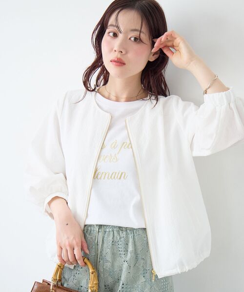 le.coeur blanc(ルクールブラン)の「ハクフレーズTシャツ(Tシャツ/カットソー・レディース・オフホワイト/ネイビー/モカ・38)」の5枚目の写真