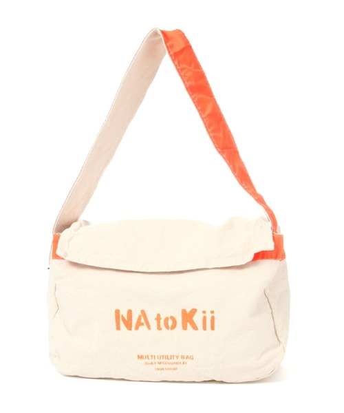 niko and...（ニコアンド）の「【NATOKii(ネイトゥーキー)】ニュースペーパーバッグ（ショルダーバッグ・メンズ・オフホワイト/ベージュ・FREE）」の16枚目の写真