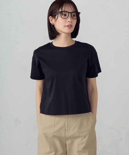 COMME CA ISM(コムサイズム)の「ボックスシルエット クロップド丈Tシャツ(Tシャツ/カットソー・レディース・チャコール/ブラック/サックスブルー/ホワイト・X-LARGE/LARGE/MEDIUM/SMALL)」の2枚目の写真