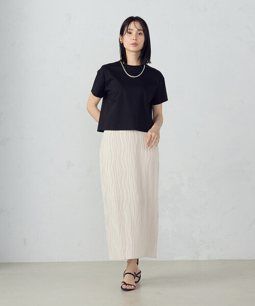 COMME CA ISM(コムサイズム)の「ボックスシルエット クロップド丈Tシャツ(Tシャツ/カットソー・レディース・チャコール/ブラック/サックスブルー/ホワイト・X-LARGE/LARGE/MEDIUM/SMALL)」の8枚目の写真