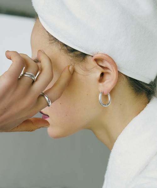 TEN.（テン）の「【新作】SILVER925 アークピアス（ピアス（両耳用）・レディース・シルバー・FREE）」の3枚目の写真