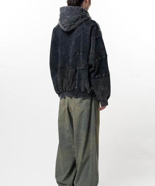 Maison MIHARA YASUHIRO（メゾンミハラヤスヒロ）の「【MIHARAYASUHIRO/ミハラヤスヒロ】Bleached Repair Zip-Up Hoodie / A16PK541 ZIP UP PARKA（パーカー・メンズ・グレー/ブラック・44/48/46）」の4枚目の写真