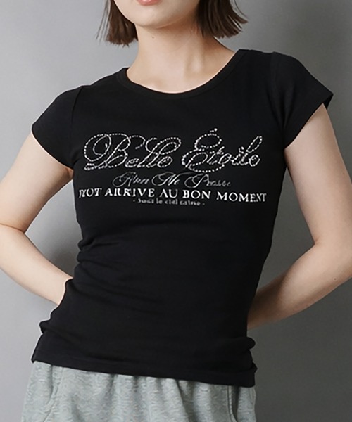 SPINNS(スピンズ)の「半袖ピタTシャツ/ラインストーンロゴ(Tシャツ/カットソー・レディース・オフホワイト/ブラック/サックスブルー/ネイビー・ONESIZE)」の3枚目の写真