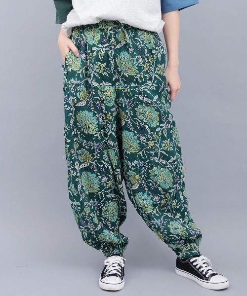 チチカカ(チチカカ)の「総柄バルーン パンツ(その他パンツ・レディース・イエロー/ネイビー/グリーン・FREE)」の2枚目の写真