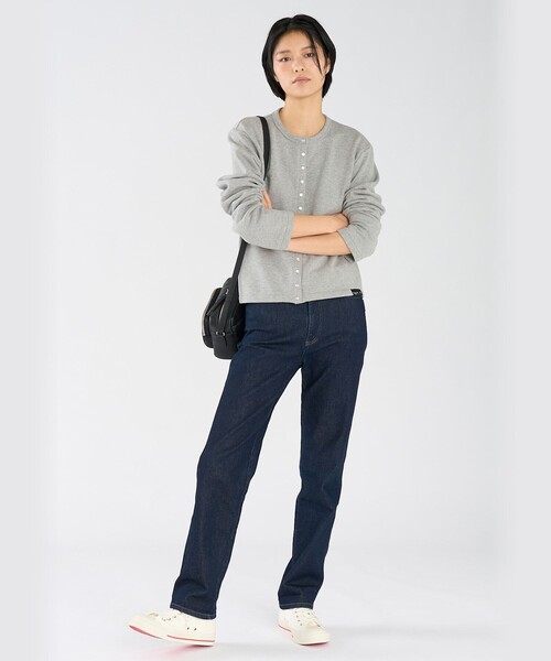 agnes b.（アニエスベー）の「WEBスペシャル ロゴ コットン 長袖 カーディガンプレッション（カーディガン/ボレロ・レディース・グレー・2/1/3）」の6枚目の写真