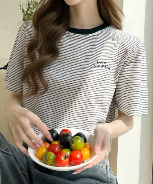 Ada.(エイダ)の「ミジンコボーダー 胸刺繍ロゴ 半袖Tシャツ(Tシャツ/カットソー・レディース・ブラック/ホワイト/グリーン・FREE)」の7枚目の写真