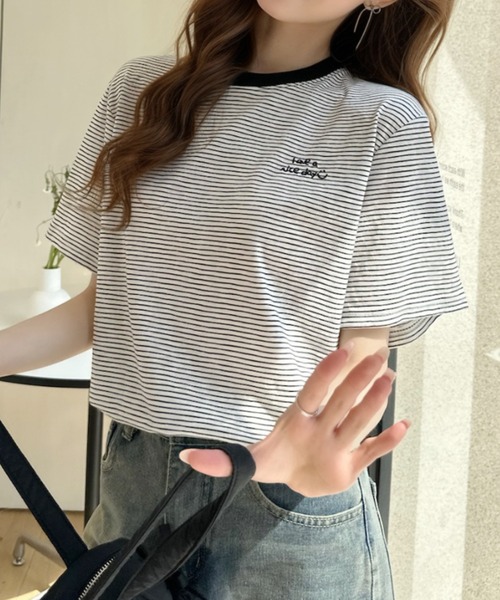 Ada.(エイダ)の「ミジンコボーダー 胸刺繍ロゴ 半袖Tシャツ(Tシャツ/カットソー・レディース・ブラック/ホワイト/グリーン・FREE)」の17枚目の写真