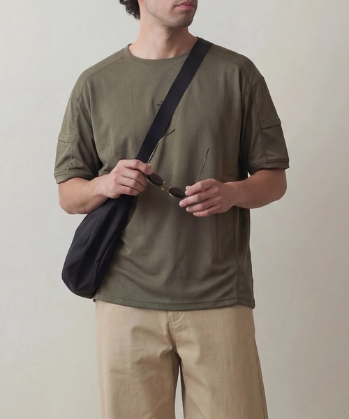 MAISON CLUB(メゾンクラブ)の「【MAISON CLUB】Military HOOK Tee / ミリタリーフックTシャツ ドライ/速乾 KNF-YI(Tシャツ/カットソー・メンズ・ブラック/カーキ/グレー・2XL/XL)」の3枚目の写真