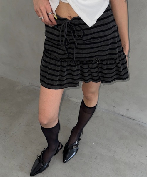 Bamm(バム)の「ストレッチフリルミニスカート(スカート・レディース・ブラック/グレー・FREE)」の13枚目の写真