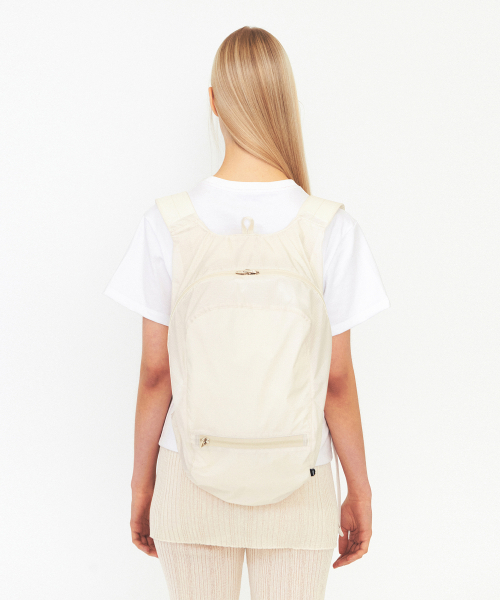 DIAGONAL(ダイアゴナル)の「LIGHT PACKABLE BACKPACK (ivory)(バックパック/リュック・レディース・アイボリー・FREE)」の1枚目の写真