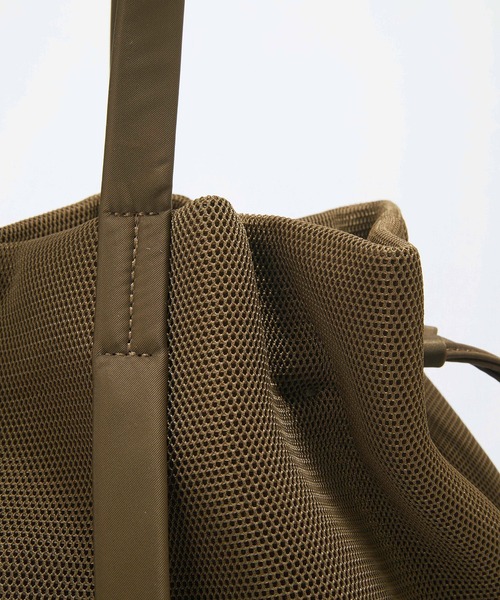Breath TOPKAPI(ブレストプカピ)の「【Breath TOPKAPI】メッシュ 2way ビッグ トートバッグ(トートバッグ・レディース・グレー×ピンク/カーキ/ブラック・FREE)」の10枚目の写真