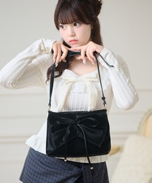 Anely（アネリー）の「レザー調 ビッグリボン付き ショルダー フラップ バッグ（ショルダーバッグ）」
