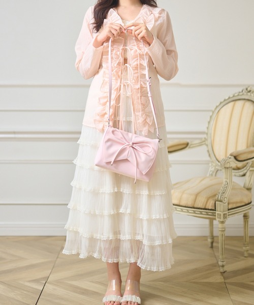 Anely(アネリー)の「レザー調 ビッグリボン付き ショルダー フラップ バッグ(ショルダーバッグ・レディース・ブラック/グレー/ピンク・FREE)」の5枚目の写真