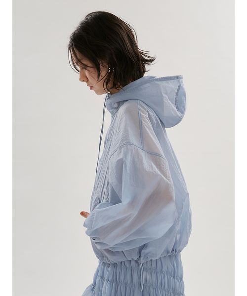emmi（エミ）の「シアーナイロンブルゾン【セットアップ対応】（ブルゾン・レディース・ホワイト/ライトブルー/ブラック・F）」の4枚目の写真