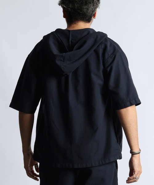 The DUFFER of ST.GEORGE(ザダファーオブセントジョージ)の「UNCUT CORDUROY S/S SHIRT PARKA:セットアップ対応 アンカットコーデュロイ 半袖シャツパーカー(シャツ/ブラウス・メンズ・ホワイト/ライトブルー/ネイビー・X-LARGE/LARGE/MEDIUM)」の15枚目の写真