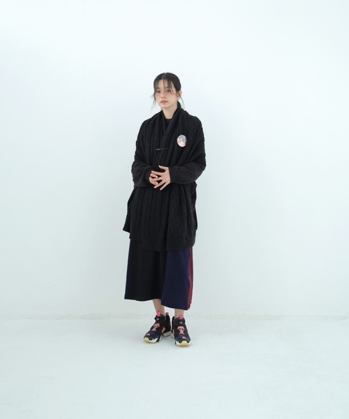 bedsidedrama(ベットサイドドラマ)の「BEDSIDEDRAMA/ベッドサイドドラマ/Knit Throw Coadigan(カーディガン/ボレロ・レディース・ブラック/ベージュ・1)」の4枚目の写真