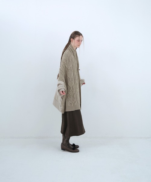 bedsidedrama(ベットサイドドラマ)の「BEDSIDEDRAMA/ベッドサイドドラマ/Knit Throw Coadigan(カーディガン/ボレロ・レディース・ブラック/ベージュ・1)」の16枚目の写真