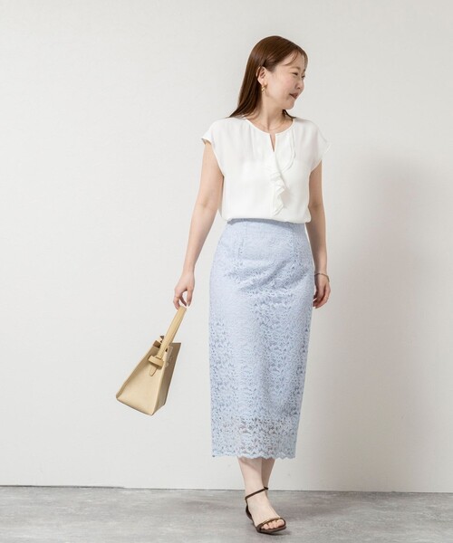 NOLLEY’S Sophi（ノーリーズソフィ）の「ウォッシャブルストレッチジョーゼットフロントラッフルブラウス（シャツ/ブラウス・レディース・サックスブルー/オフホワイト/ベージュ・38）」の17枚目の写真