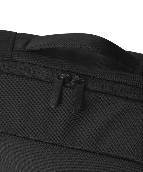 THE NORTH FACE(ザノースフェイス)の「THE NORTH FACE/ザ・ノース・フェイス/Shuttle Lite(バックパック/リュック・メンズ・ブラック・F)」の4枚目の写真