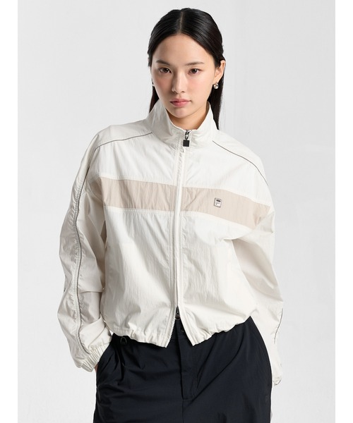 FILA(フィラ)の「Colorblock windbreak(その他アウター・メンズ・アイボリー/ライトブルー/ダークブラウン系・M/L/XS/S)」の2枚目の写真
