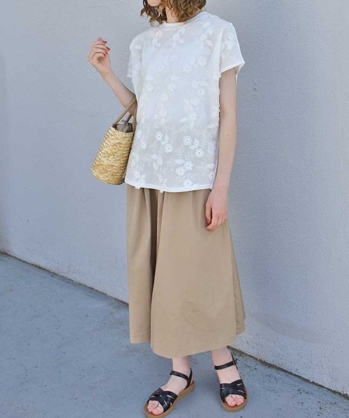 Bleu Bleuet（ブルーブルーエ）の「フラワー3D刺繍Tシャツ26NO2（Tシャツ/カットソー・レディース・ホワイト/ライトブルー・FREE）」の16枚目の写真