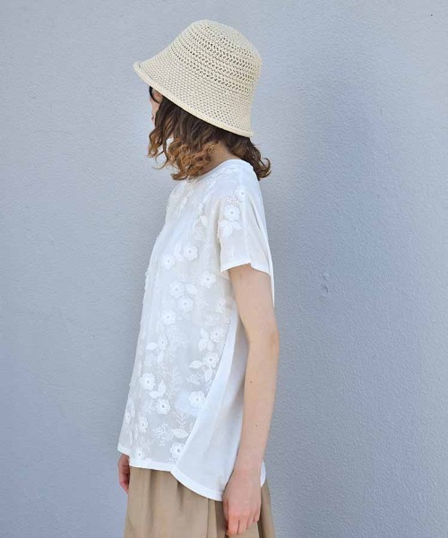 Bleu Bleuet（ブルーブルーエ）の「フラワー3D刺繍Tシャツ26NO2（Tシャツ/カットソー・レディース・ホワイト/ライトブルー・FREE）」の12枚目の写真