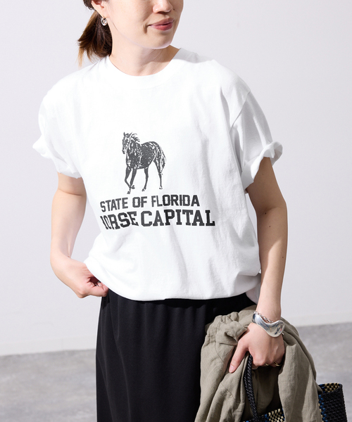 SLOBE IENA(スローブイエナ)の「GULF COAST/ガルフコースト SLOBE別注 グラフィックTEE1(Tシャツ/カットソー・レディース・ホワイト/グリーン/ピンク/ネイビー・FREE)」の2枚目の写真