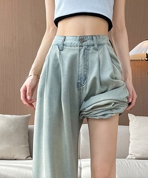 L LABEL（エルラベル）の「ボリュームタックセミワイドデニムパンツ（デニムパンツ・レディース・ホワイト/ダークインディゴブルー/ライトブルー・M-L/S-M）」の4枚目の写真