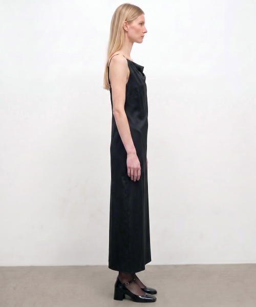 KIMDOH(キムド)の「Maren Boatneck Dress / Black(ワンピース・レディース・ブラック・FREE)」の3枚目の写真