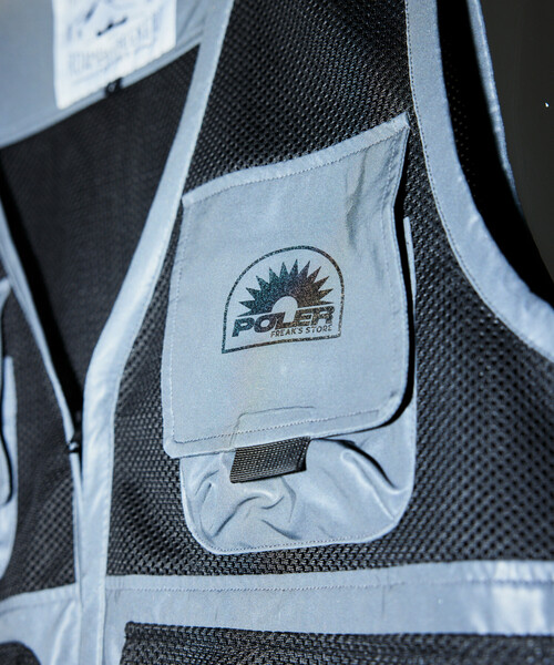 POLeR(ポーラー)の「POLeR × FREAK'S STORE/ポーラー × フリークスストア 別注 Response Vest(ベスト・メンズ・ブラック・ONE SIZE)」の6枚目の写真