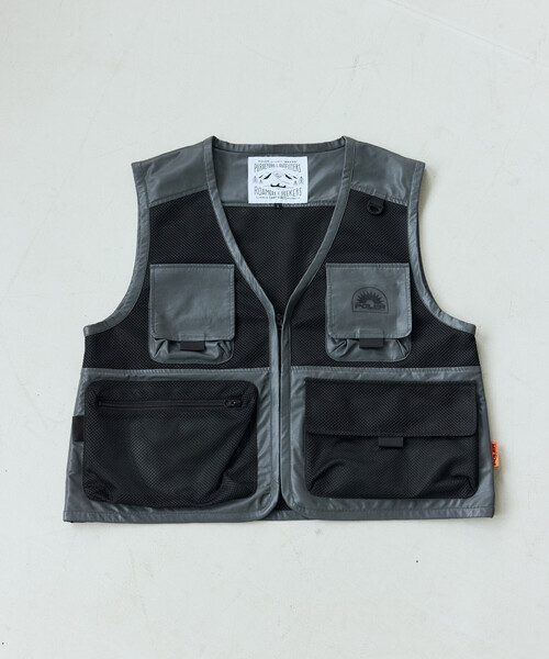 POLeR(ポーラー)の「POLeR × FREAK'S STORE/ポーラー × フリークスストア 別注 Response Vest(ベスト・メンズ・ブラック・ONE SIZE)」の10枚目の写真