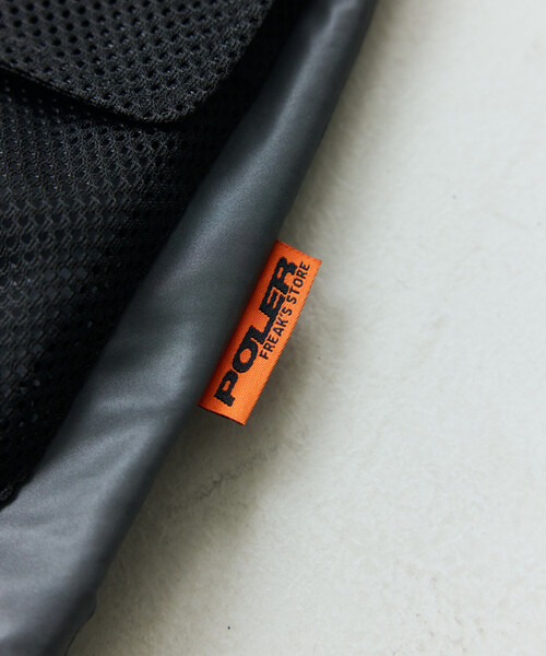 POLeR(ポーラー)の「POLeR × FREAK'S STORE/ポーラー × フリークスストア 別注 Response Vest(ベスト・メンズ・ブラック・ONE SIZE)」の18枚目の写真