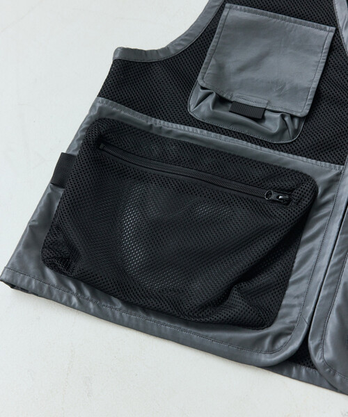 POLeR(ポーラー)の「POLeR × FREAK'S STORE/ポーラー × フリークスストア 別注 Response Vest(ベスト・メンズ・ブラック・ONE SIZE)」の19枚目の写真
